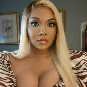 Meet your Posher, Yvie